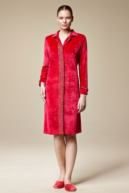 Женский велюровый халат на пуговицах (R065027) - купить по цене 3 380 руб.  в интернет магазине в Москве